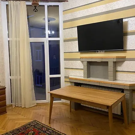 Happy On Kopernik 30 *